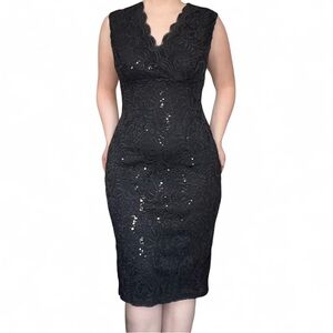 Prosecco Size 6 Black Lace Dress – V-Neck Knee-Length Cocktail Dress